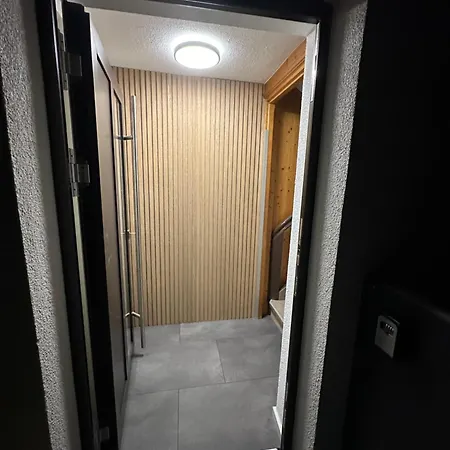 Neunerhof アパート *